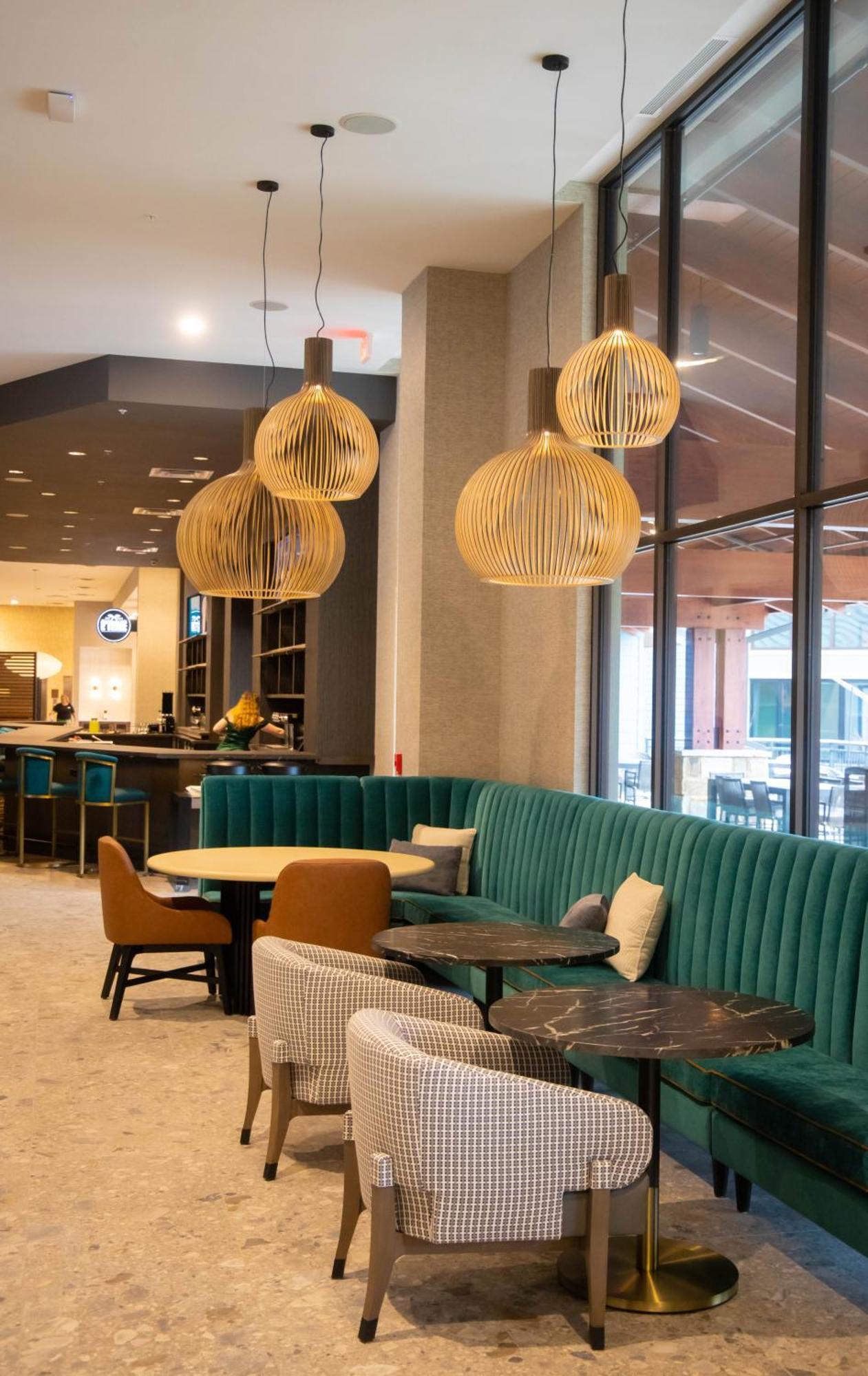 Embassy Suites By Hilton Gatlinburg Resort Esterno foto