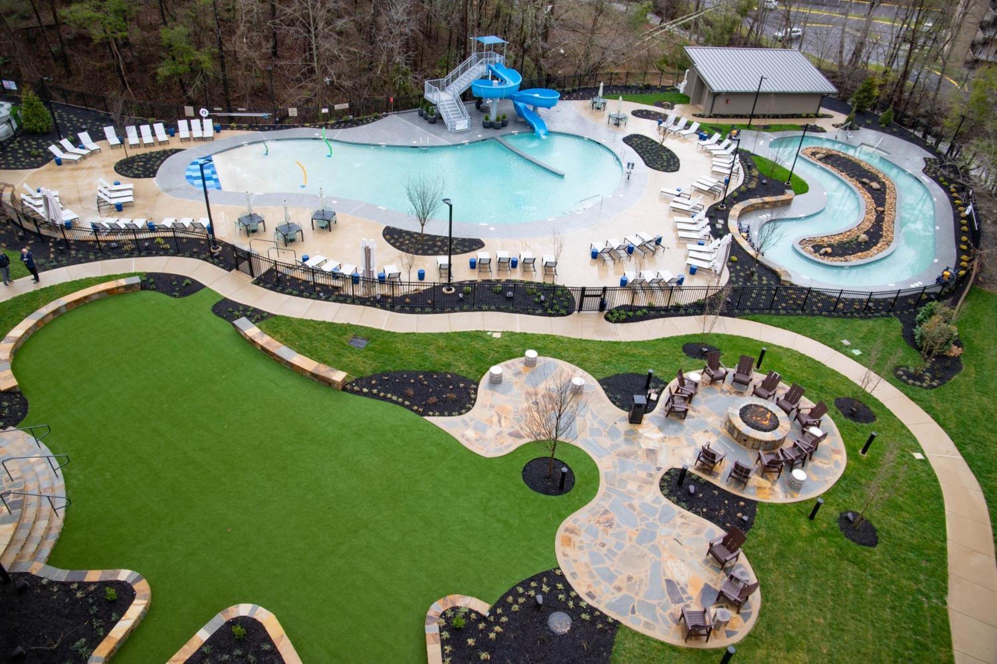 Embassy Suites By Hilton Gatlinburg Resort Esterno foto