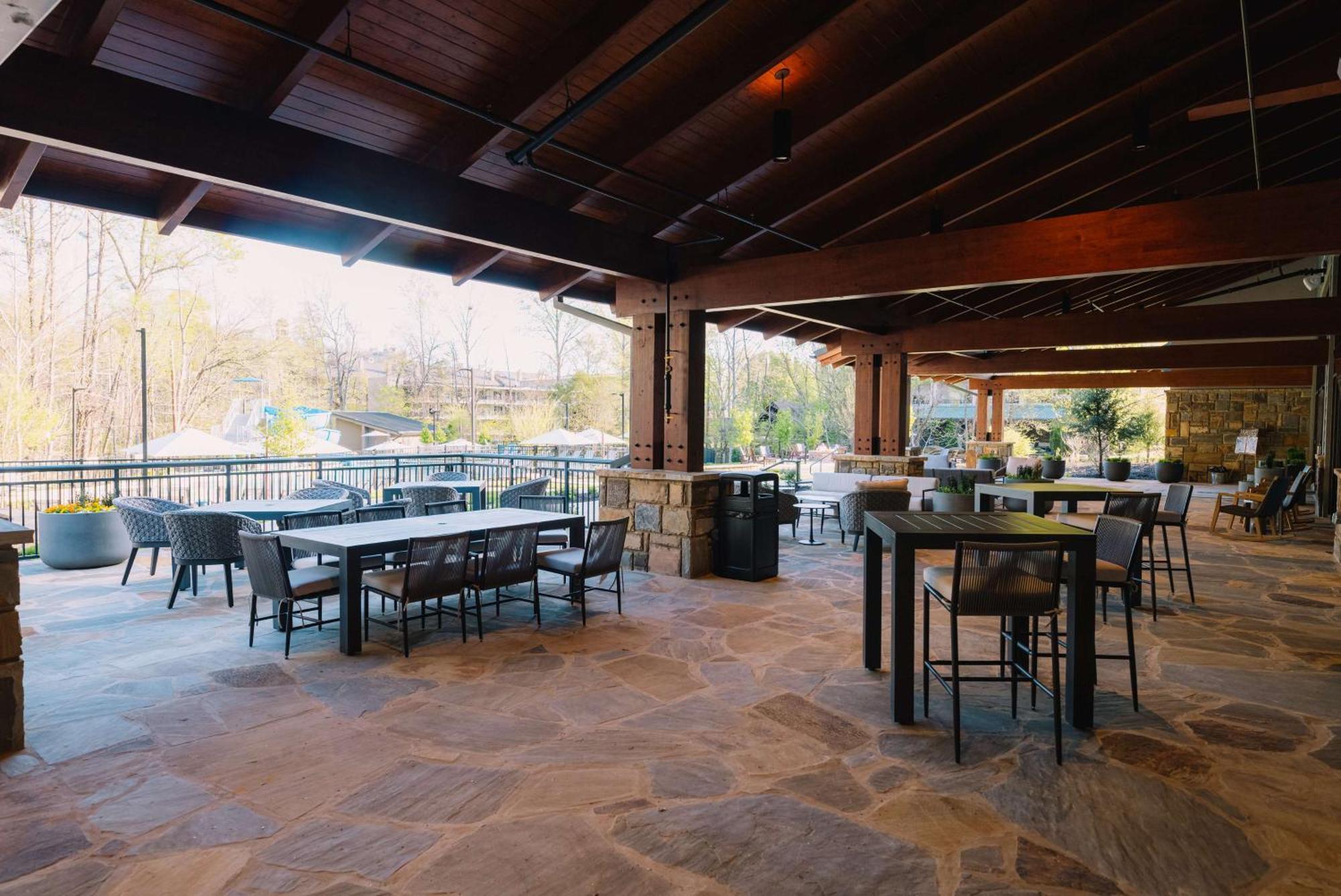 Embassy Suites By Hilton Gatlinburg Resort Esterno foto